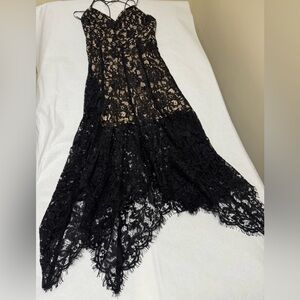 NWT: 🔳CEFIAN  Elegant Black Lace Dress🔳